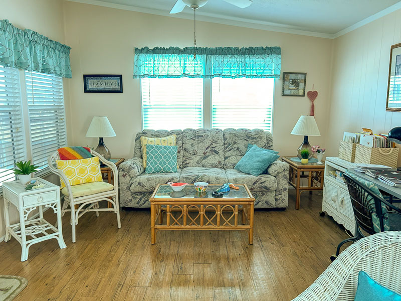 505 Cubby Bear Rd, Naples, Florida 34113, 2 Bedrooms Bedrooms, ,2 BathroomsBathrooms,Manufactured Home,For Sale,Cubby Bear,1037