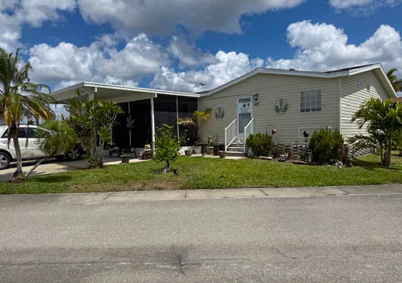453 Tall Oak Rd, Naples, Florida 34113, 3 Bedrooms Bedrooms, ,2 BathroomsBathrooms,Manufactured Home,Pre Owned,Tall Oak,1055