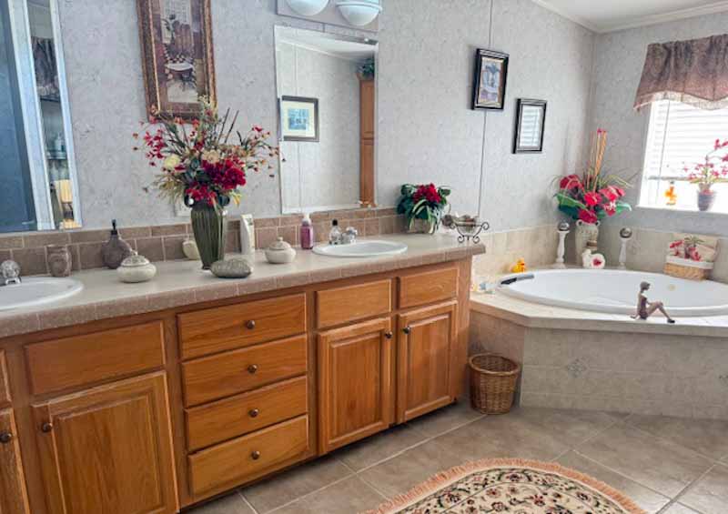 453 Tall Oak Rd, Naples, Florida 34113, 3 Bedrooms Bedrooms, ,2 BathroomsBathrooms,Manufactured Home,Pre Owned,Tall Oak,1055